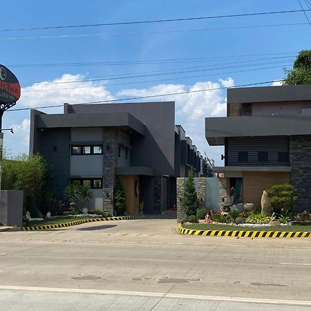 El Vistra Traveller'S Inn Calumpit Kültér fotó