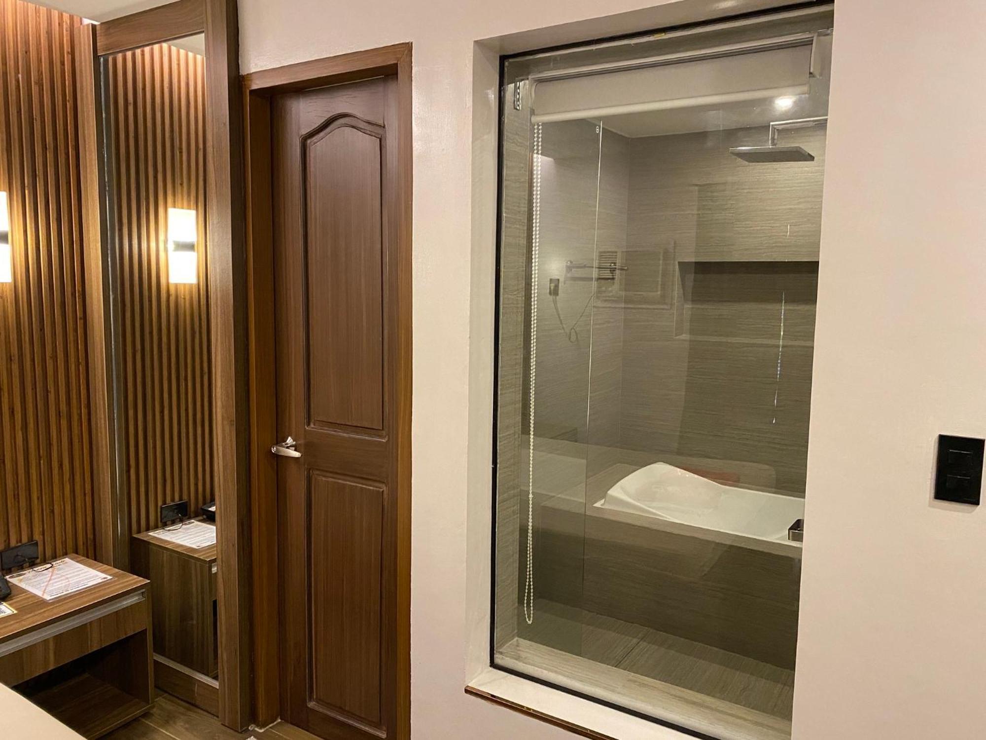 El Vistra Traveller'S Inn Calumpit Kültér fotó